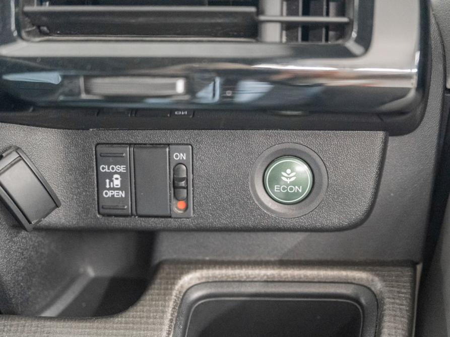 Honda Stepwgn V Рестайлинг Красноярск  - изображение 16