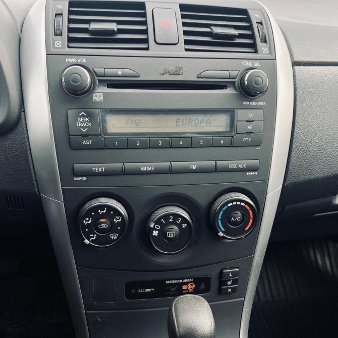 Toyota Corolla X (E140 E150) Рестайлинг Санкт-Петербург  - изображение 14