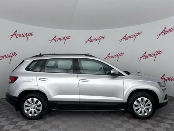 Skoda Karoq I с пробегом 2021 года, цена 1 999 000 рублей, 135466 км, внедорожник, Автокод Объявления