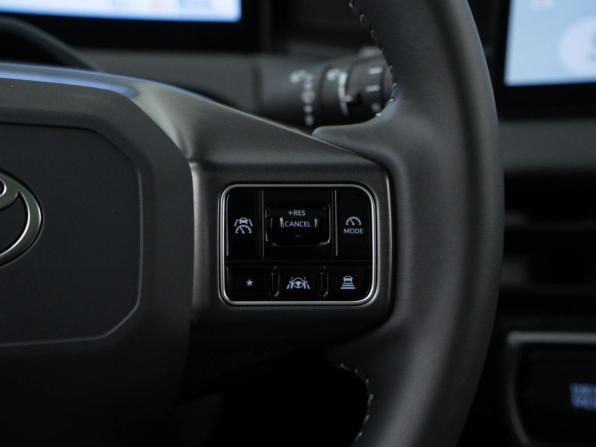 Toyota RAV4 VI (XA60) с пробегом 2026 года, цена 4 149 434 рубля, 15 км, внедорожник, Автокод Объявления