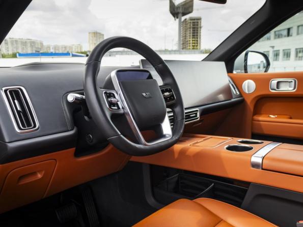 Li Auto (Lixiang) L8 I с пробегом 2023 года, цена 7 000 000 рублей, 40000 км, внедорожник, Автокод Объявления