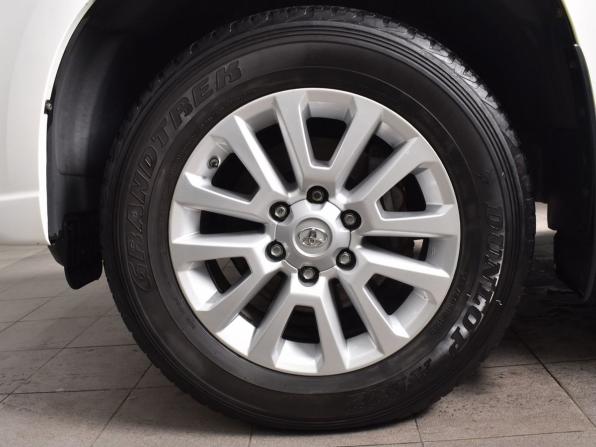 Toyota Land Cruiser Prado 150 Series Рестайлинг 1 с пробегом 2016 года, цена 4 099 999 рублей, 204597 км, внедорожник, Автокод Объявления