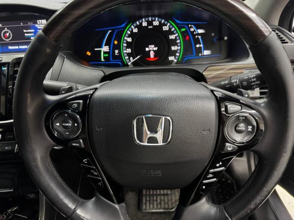 Honda Accord IX Рестайлинг с пробегом 2017 года, цена 2 379 000 рублей, 159000 км, седан, Автокод Объявления