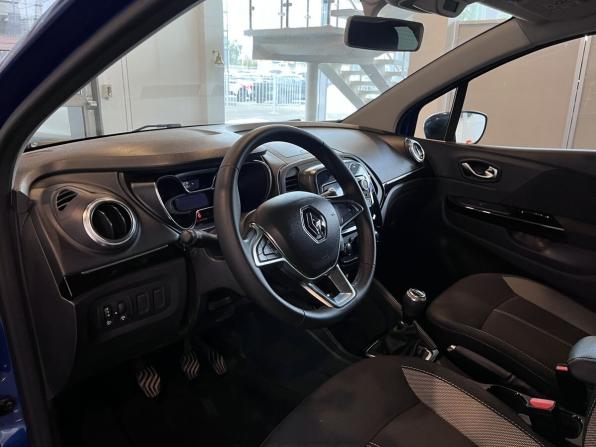 Renault Kaptur I Рестайлинг с пробегом 2021 года, цена 1 610 000 рублей, 167238 км, внедорожник, Автокод Объявления