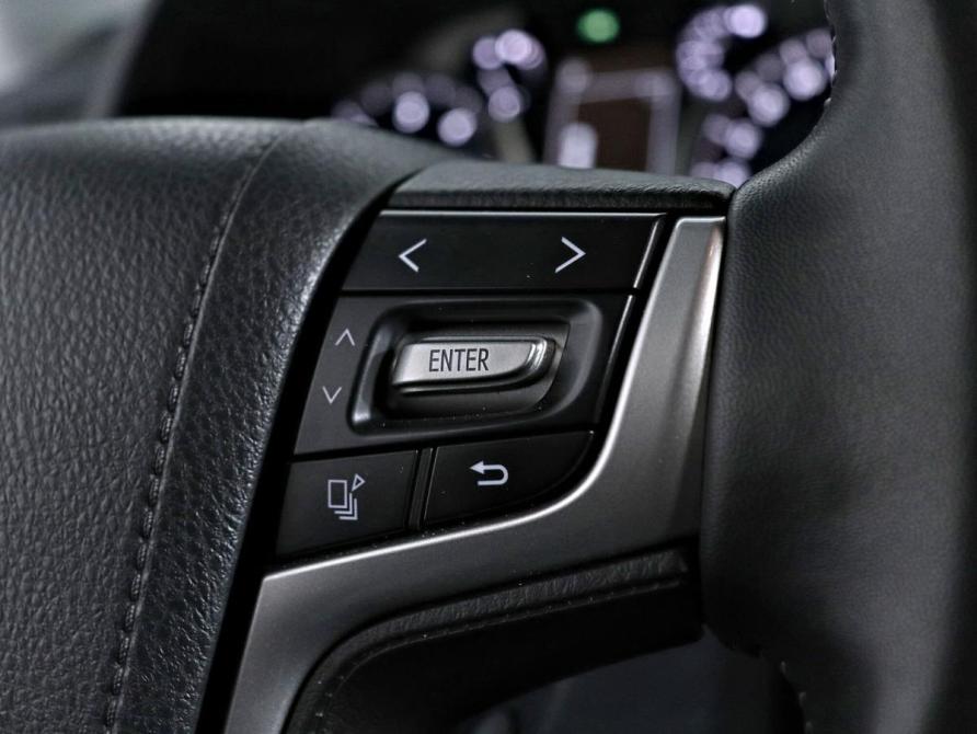 Toyota Land Cruiser Prado 150 Series Рестайлинг 3 Санкт-Петербург  - изображение 25