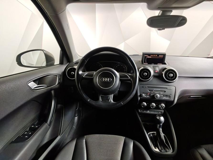 Audi A1 I (8X) Москва  - изображение 19