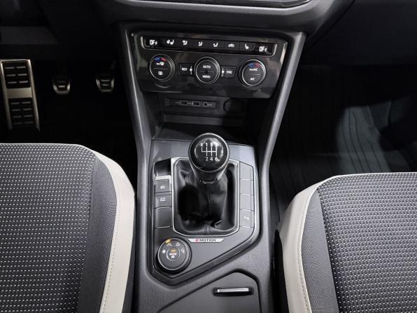 Volkswagen Tiguan II с пробегом 2019 года, цена 2 650 000 рублей, 65080 км, внедорожник, Автокод Объявления