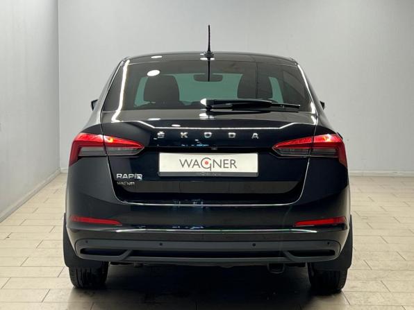 Skoda Rapid II с пробегом 2021 года, цена 1 996 000 рублей, 48743 км, лифтбек, Автокод Объявления