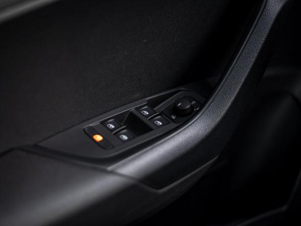 Skoda Karoq I с пробегом 2020 года, цена 2 099 000 рублей, 165473 км, внедорожник, Автокод Объявления
