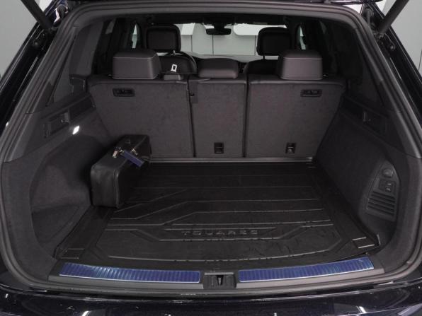 Volkswagen Touareg III с пробегом 2020 года, цена 6 678 000 рублей, 97300 км, внедорожник, Автокод Объявления