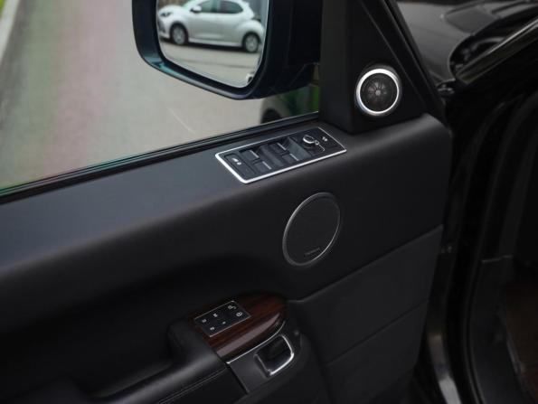 Land Rover Range Rover IV с пробегом 2017 года, цена 3 910 599 рублей, 236925 км, внедорожник, Автокод Объявления