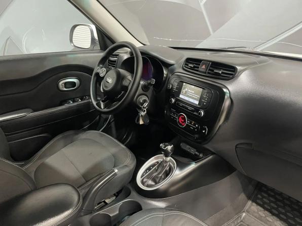 Kia Soul II Рестайлинг с пробегом 2017 года, цена 1 330 000 рублей, 150110 км, хэтчбек, Автокод Объявления