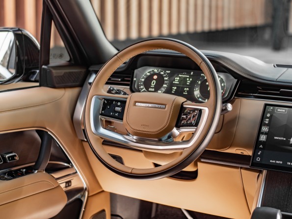 Новый Land Rover Range Rover V 2024 года, цена 33 500 000 рублей, внедорожник, Автокод Объявления