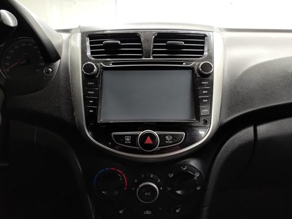 Hyundai Solaris I с пробегом 2012 года, цена 758 000 рублей, 212972 км, седан, Автокод Объявления