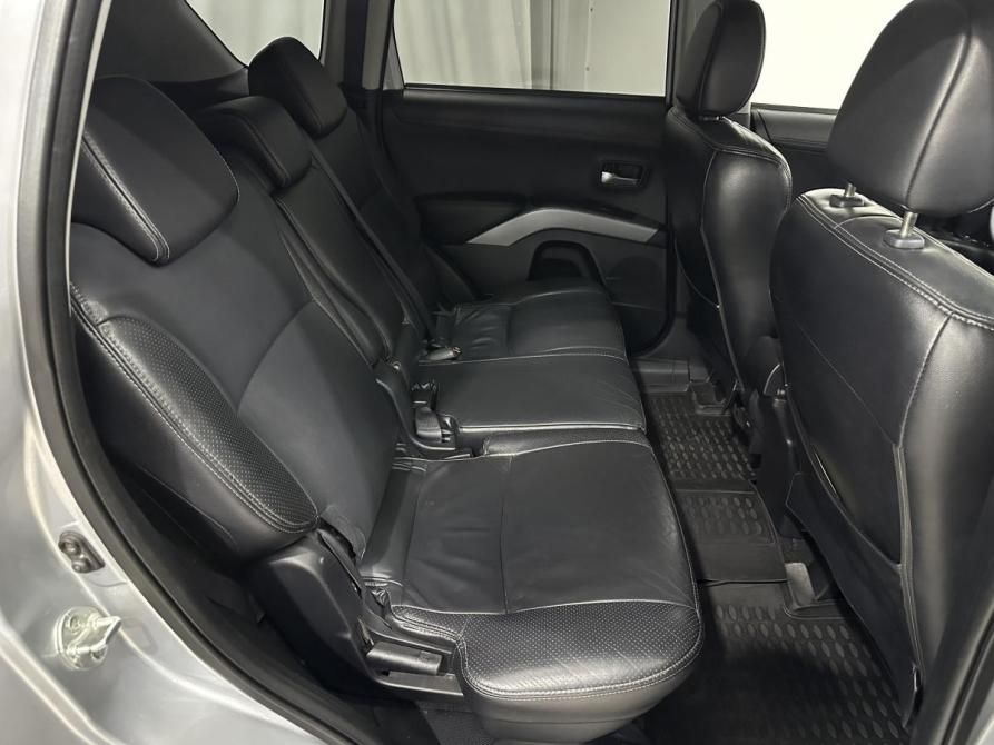 Mitsubishi Outlander II Рестайлинг Курск  - изображение 22