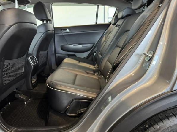 Kia Sportage IV Рестайлинг с пробегом 2020 года, цена 2 570 000 рублей, 54156 км, внедорожник, Автокод Объявления