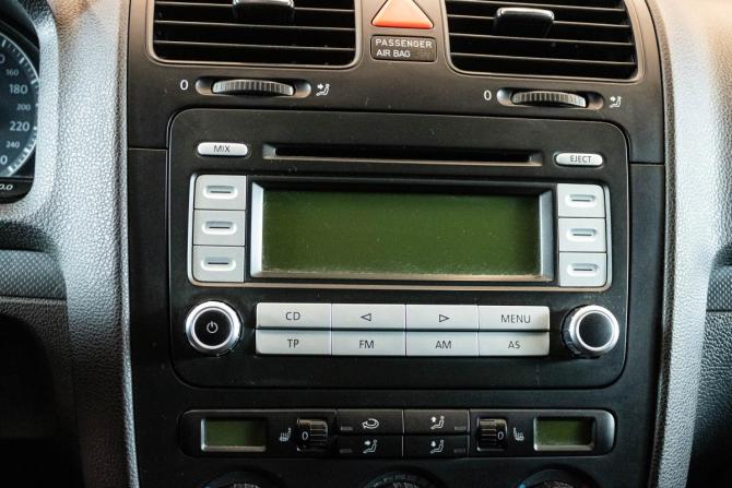 Volkswagen Golf V с пробегом 2006 года, цена 560 000 рублей, 95517 км, хэтчбек, Автокод Объявления