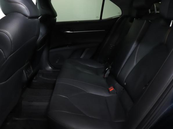 Toyota Camry VIII (XV70) с пробегом 2018 года, цена 2 799 000 рублей, 99990 км, седан, Автокод Объявления