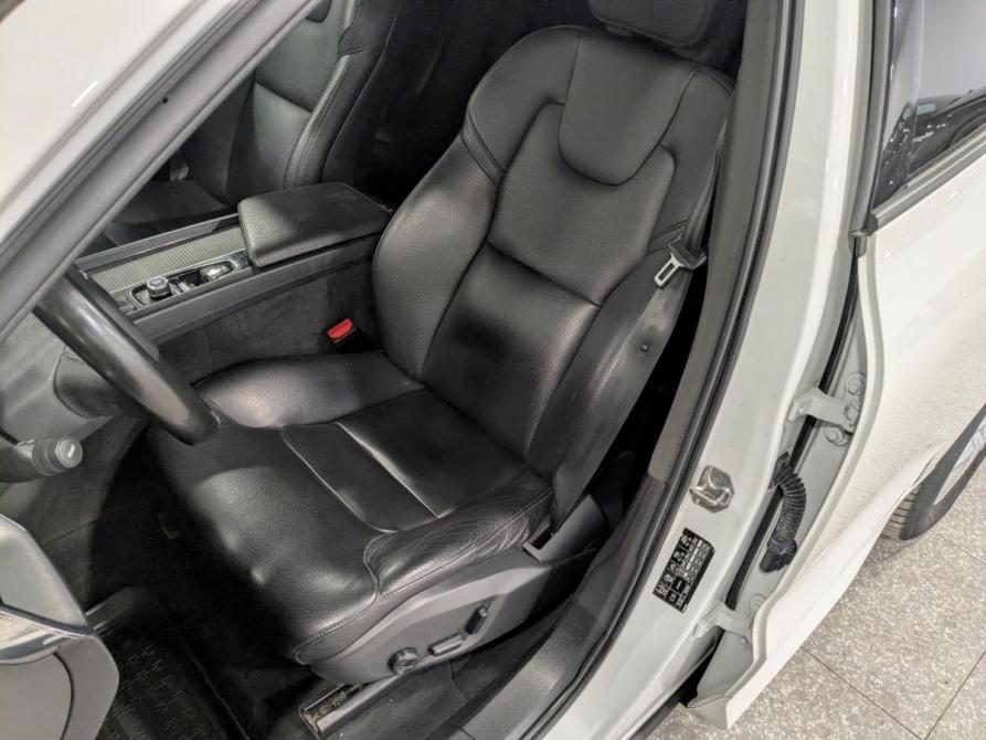Volvo XC60 II Москва  - изображение 14
