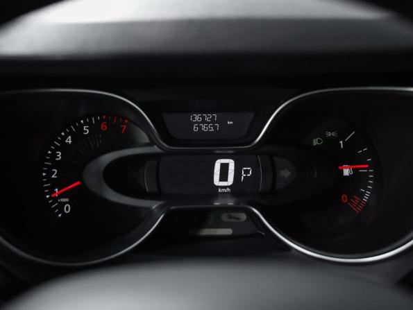 Renault Kaptur I Рестайлинг с пробегом 2021 года, цена 1 599 000 рублей, 136589 км, внедорожник, Автокод Объявления