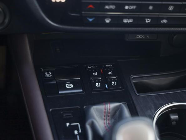 Lexus RX IV Рестайлинг с пробегом 2020 года, цена 3 789 000 рублей, 194503 км, внедорожник, Автокод Объявления