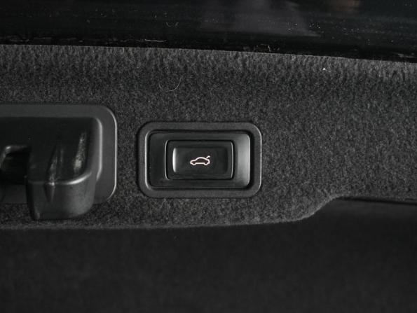 Audi A8 III (D4) с пробегом 2013 года, цена 1 779 000 рублей, 205382 км, седан, Автокод Объявления