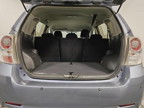 Toyota Verso I с пробегом 2011 года, цена 889 000 рублей, 274383 км, компактвэн, Автокод Объявления