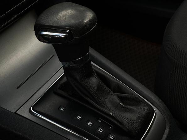 Skoda Octavia II (A5) Рестайлинг с пробегом 2013 года, цена 750 000 рублей, 257535 км, лифтбек, Автокод Объявления