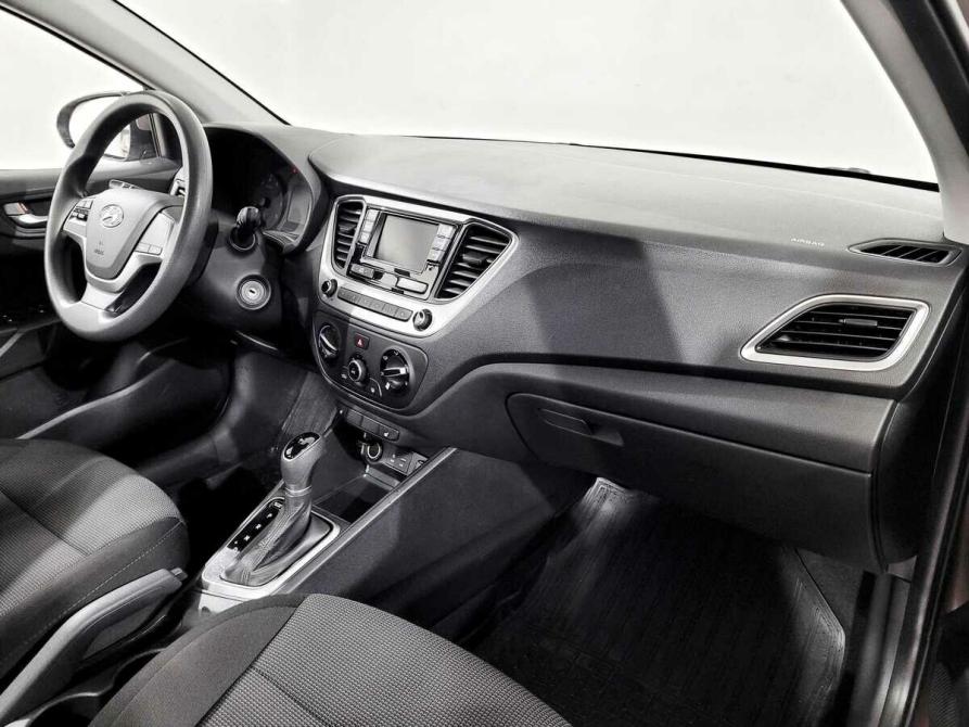 Hyundai Solaris II Москва  - изображение 11