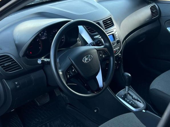 Hyundai Solaris I с пробегом 2012 года, цена 929 000 рублей, 166341 км, седан, Автокод Объявления