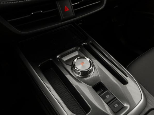Haval Jolion I с пробегом 2023 года, цена 2 000 000 рублей, 42850 км, внедорожник, Автокод Объявления