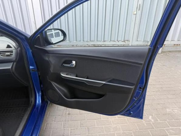Kia Rio III с пробегом 2013 года, цена 799 000 рублей, 102300 км, седан, Автокод Объявления