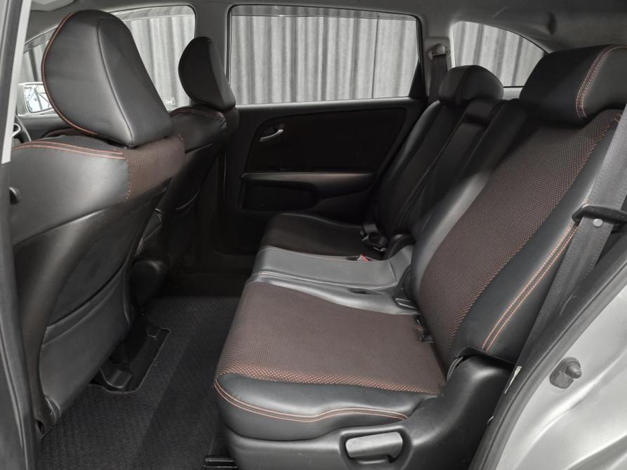 Honda Stream II Рестайлинг Красноярск  - изображение 17