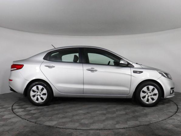 Kia Rio III Рестайлинг с пробегом 2016 года, цена 997 000 рублей, 84794 км, седан, Автокод Объявления