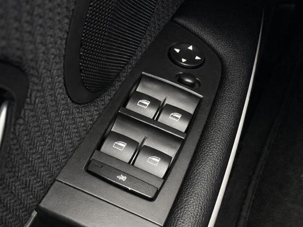 BMW 3 серии V (E90/E91/E92/E93) Рестайлинг с пробегом 2011 года, цена 1 177 000 рублей, 160012 км, седан, Автокод Объявления