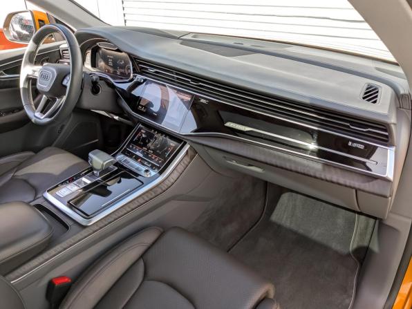 Audi Q8 I (4M) с пробегом 2019 года, цена 6 360 000 рублей, 71709 км, внедорожник, Автокод Объявления