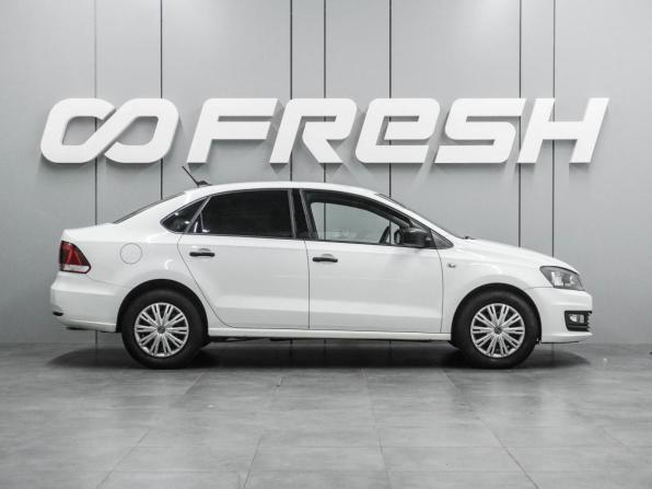 Volkswagen Polo V Рестайлинг с пробегом 2017 года, цена 867 000 рублей, 174840 км, седан, Автокод Объявления
