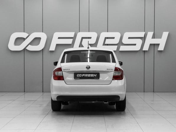 Skoda Rapid I с пробегом 2016 года, цена 969 000 рублей, 240236 км, лифтбек, Автокод Объявления