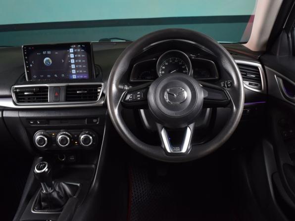 Mazda Axela III Рестайлинг с пробегом 2018 года, цена 1 199 995 рублей, 179026 км, седан, Автокод Объявления