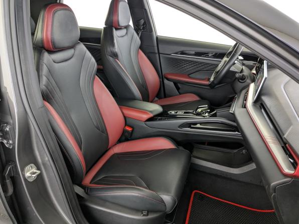 Geely Coolray I Рестайлинг с пробегом 2024 года, цена 2 250 000 рублей, 29343 км, внедорожник, Автокод Объявления