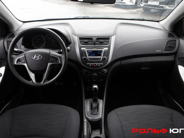 Hyundai Solaris I Рестайлинг с пробегом 2015 года, цена 878 000 рублей, 157632 км, седан, Автокод Объявления
