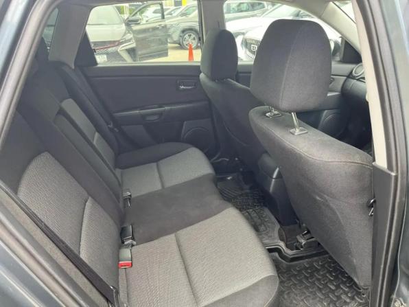 Mazda Axela I с пробегом 2009 года, цена 700 000 рублей, 176500 км, хэтчбек, Автокод Объявления