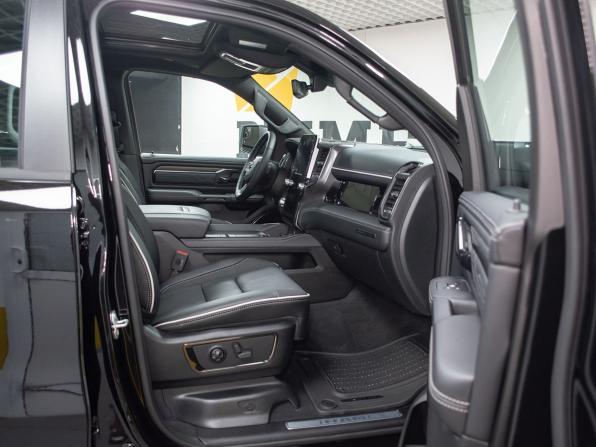Ram 1500 V Рестайлинг с пробегом 2026 года, цена 12 299 000 рублей, 53 км, offers.body_type.unknown, Автокод Объявления