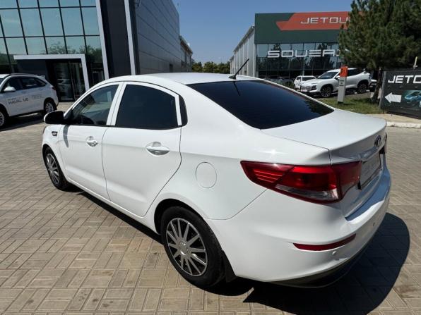 Kia Rio III Рестайлинг с пробегом 2015 года, цена 829 900 рублей, 244730 км, седан, Автокод Объявления