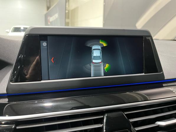 BMW 5 серии VII (G30/G31/G38) с пробегом 2018 года, цена 2 990 000 рублей, 139671 км, седан, Автокод Объявления