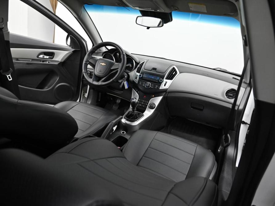 Chevrolet Cruze I Рестайлинг Москва  - изображение 10
