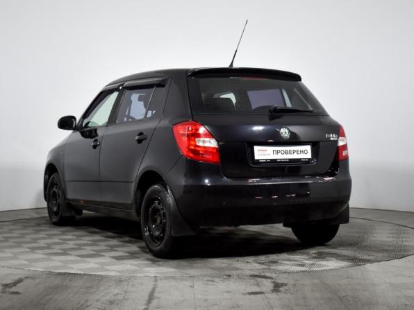 Skoda Fabia II Рестайлинг с пробегом 2010 года, цена 500 000 рублей, 212100 км, хэтчбек, Автокод Объявления