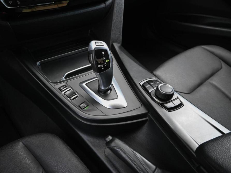 BMW 3 серии VI (F3x) Рестайлинг Новороссийск  - изображение 23