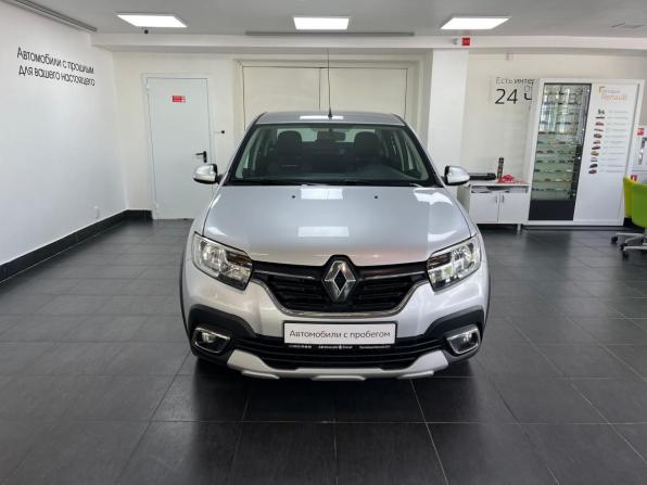 Renault Logan II Рестайлинг с пробегом 2019 года, цена 998 000 рублей, 129000 км, седан, Автокод Объявления
