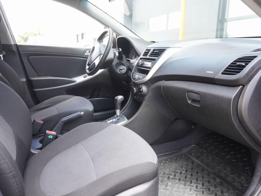 Hyundai Solaris I Москва  - изображение 11